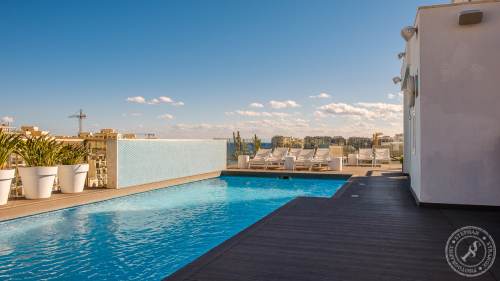 Malta_StJulians_SpinolaBay-23