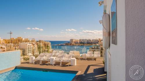 Malta_StJulians_SpinolaBay-25