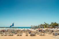 The Beach side of Puerto de Mogan (14)