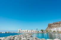 The Beach side of Puerto de Mogan (4)