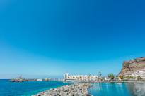 The Beach side of Puerto de Mogan (5)