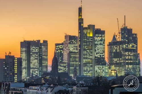Frankfurt_Skyline_Sonnenuntergang_230123_-1
