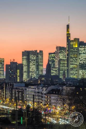 Frankfurt_Skyline_Sonnenuntergang_230123_-5